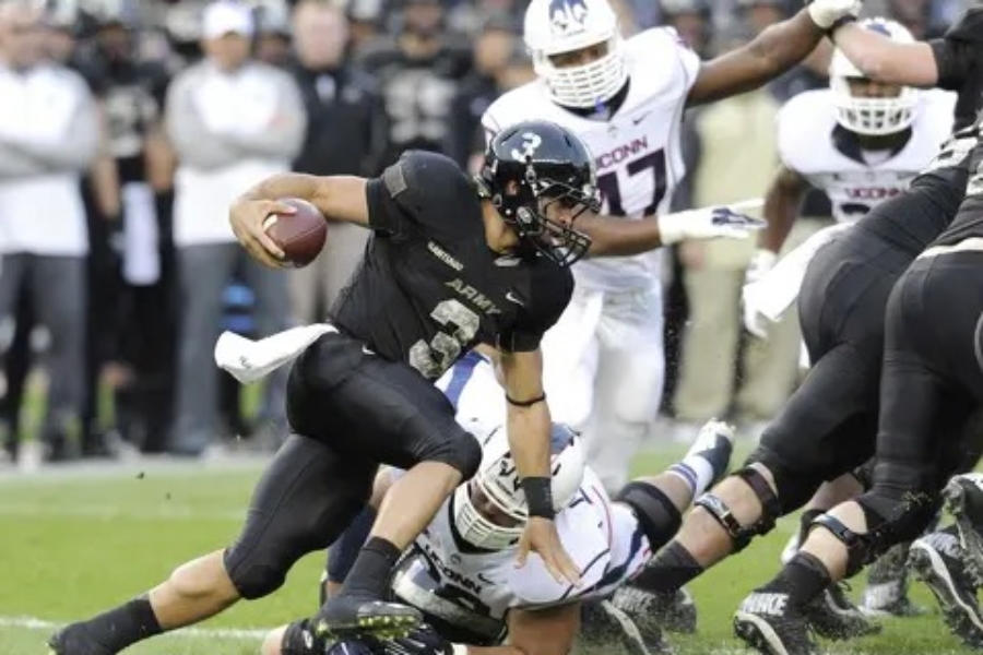 Study Session: Army vs. UConn Series History